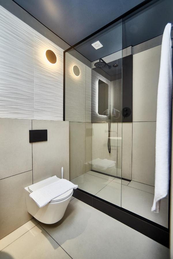 Ultramarinn Hotel Odessa Extérieur photo