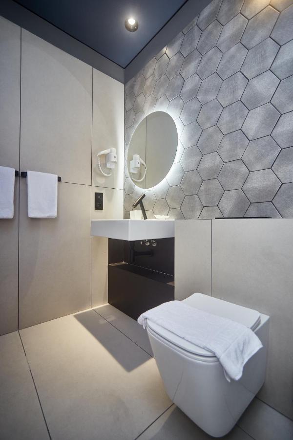 Ultramarinn Hotel Odessa Extérieur photo