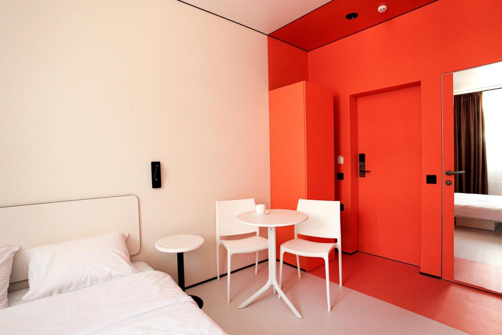 Ultramarinn Hotel Odessa Extérieur photo